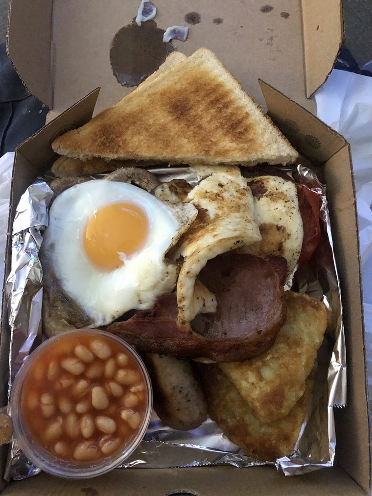 Takeaway breakfast box